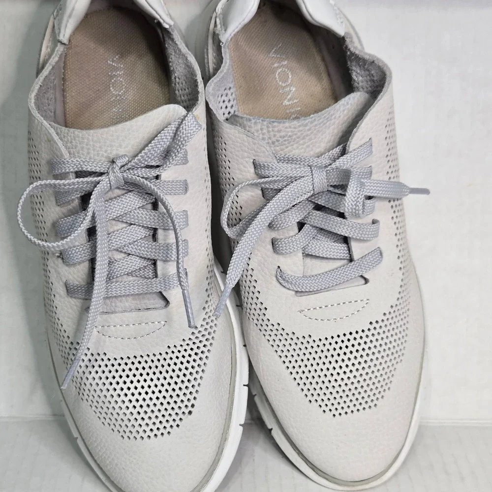 Vionic Joey Size 8 Leather Perforated Lace Up Walking Sneakers
